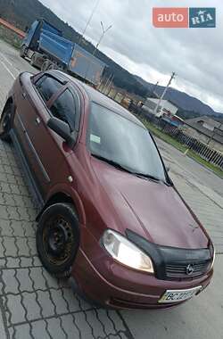 Седан Opel Astra 2006 в Сколе