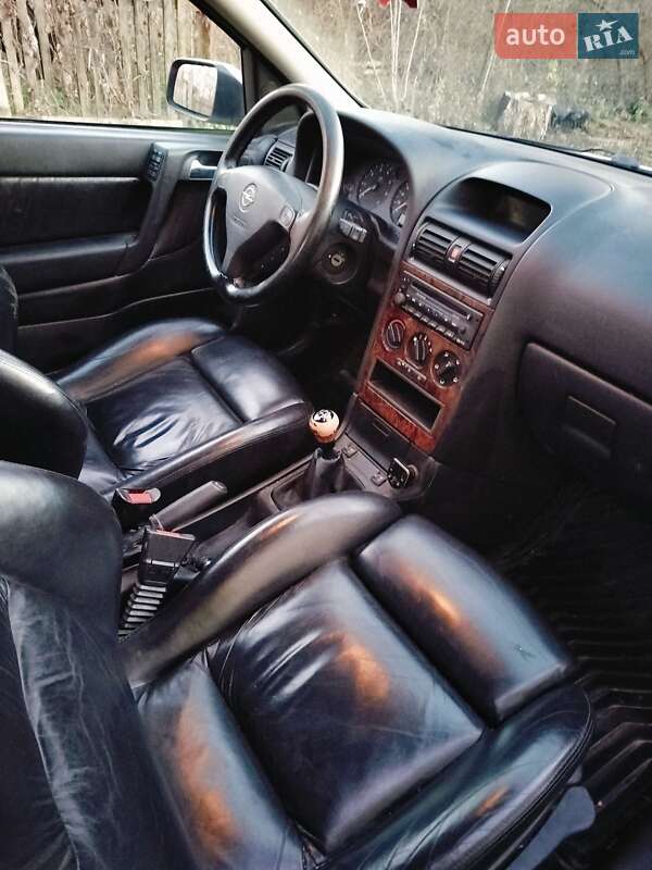 Хэтчбек Opel Astra 2000 в Чорткове