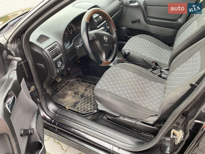 Седан Opel Astra 2007 в Ивано-Франковске