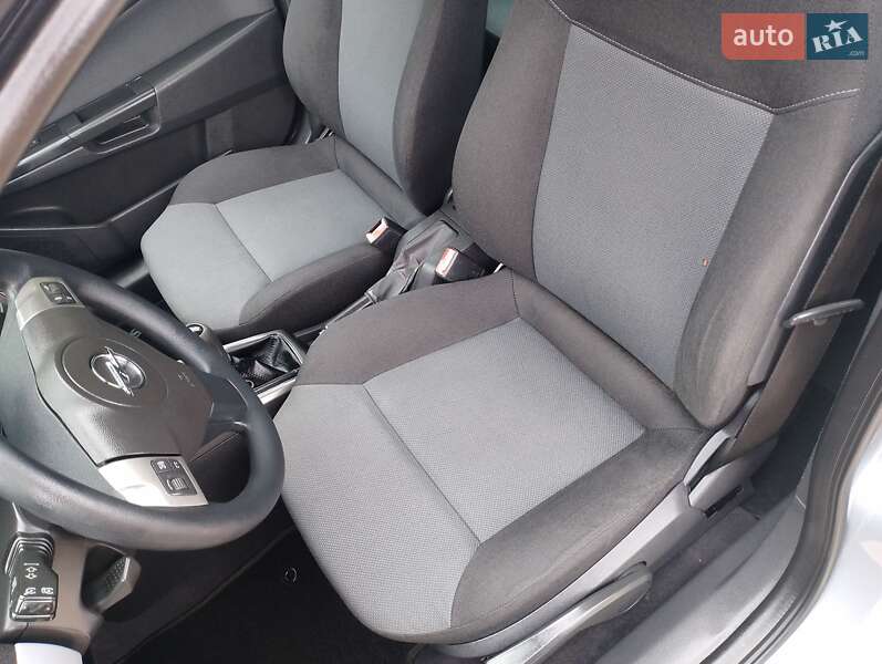 Универсал Opel Astra 2006 в Тернополе фото 3 Универсал Opel Astra 2006 в Тернополе