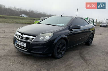 Кабриолет Opel Astra 2006 в Вольнянске