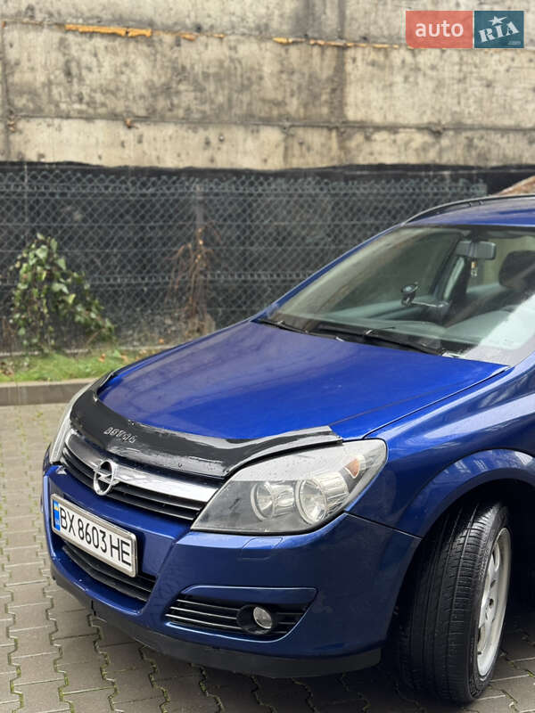 Универсал Opel Astra 2006 в Хмельницком