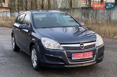 Хэтчбек Opel Astra 2008 в Полтаве