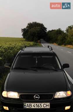 Универсал Opel Astra 1996 в Бершади