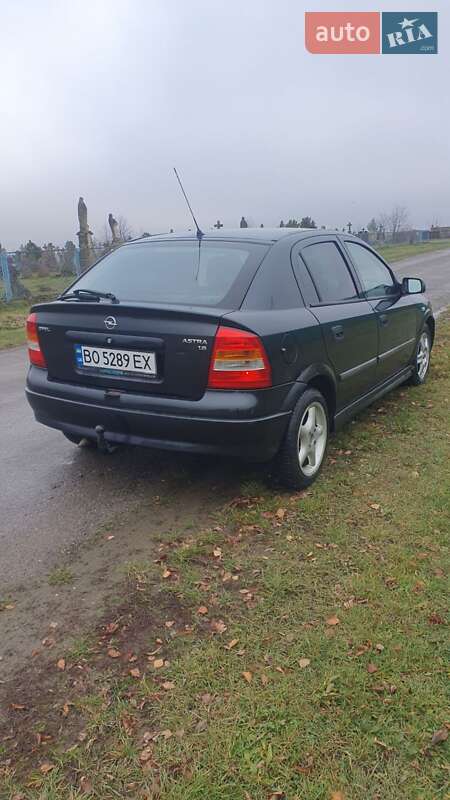 Хетчбек Opel Astra 1998 в Чорткові