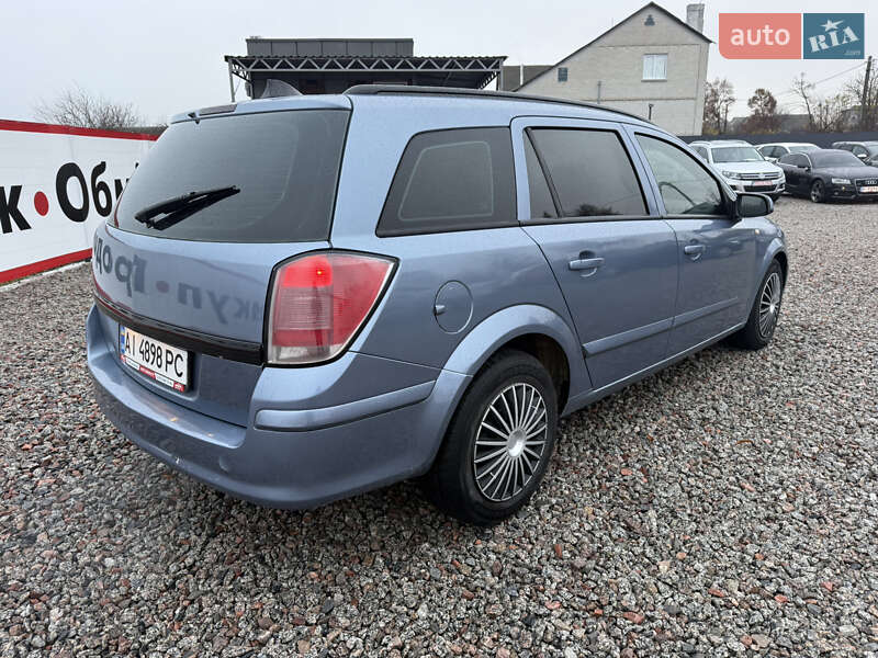 Универсал Opel Astra 2006 в Переяславе