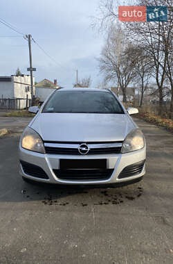 Универсал Opel Astra 2005 в Костополе