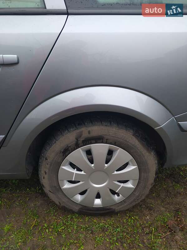 Универсал Opel Astra 2005 в Бердичеве