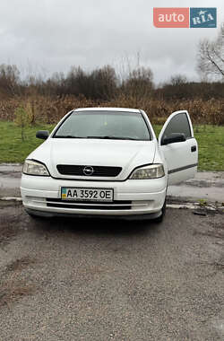 Хэтчбек Opel Astra 1999 в Киеве