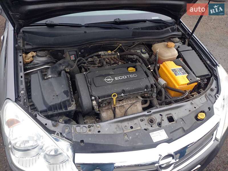 Универсал Opel Astra 2009 в Черкассах