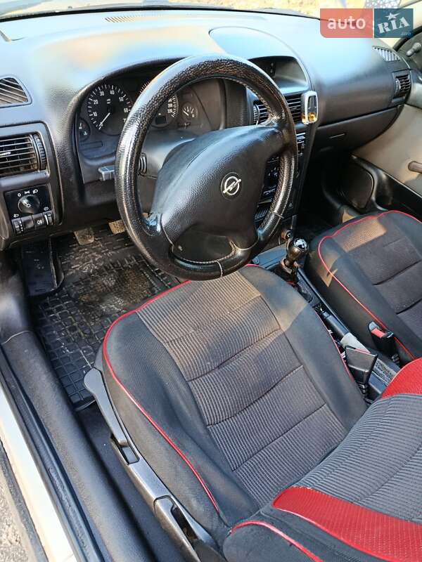 Седан Opel Astra 2007 в Синельниково фото 2 Седан Opel Astra 2007 в Синельниково