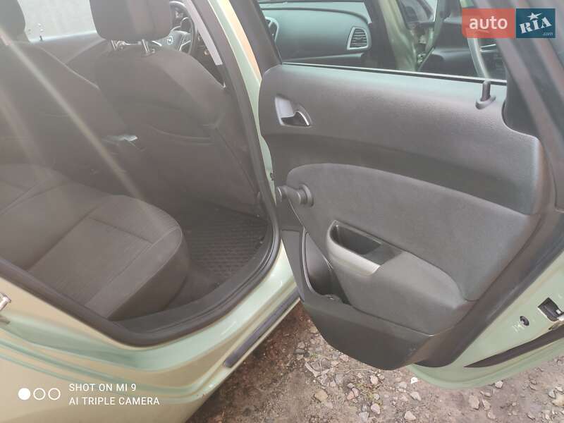 Універсал Opel Astra 2011 в Харкові