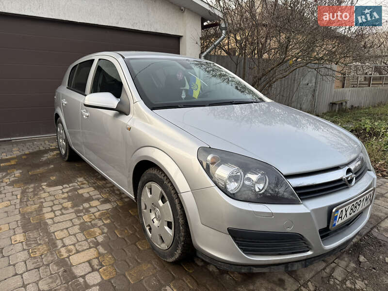 Хэтчбек Opel Astra 2006 в Харькове фото 2 Хэтчбек Opel Astra 2006 в Харькове