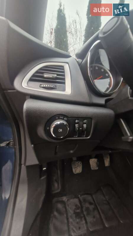 Хетчбек Opel Astra 2010 в Івано-Франківську