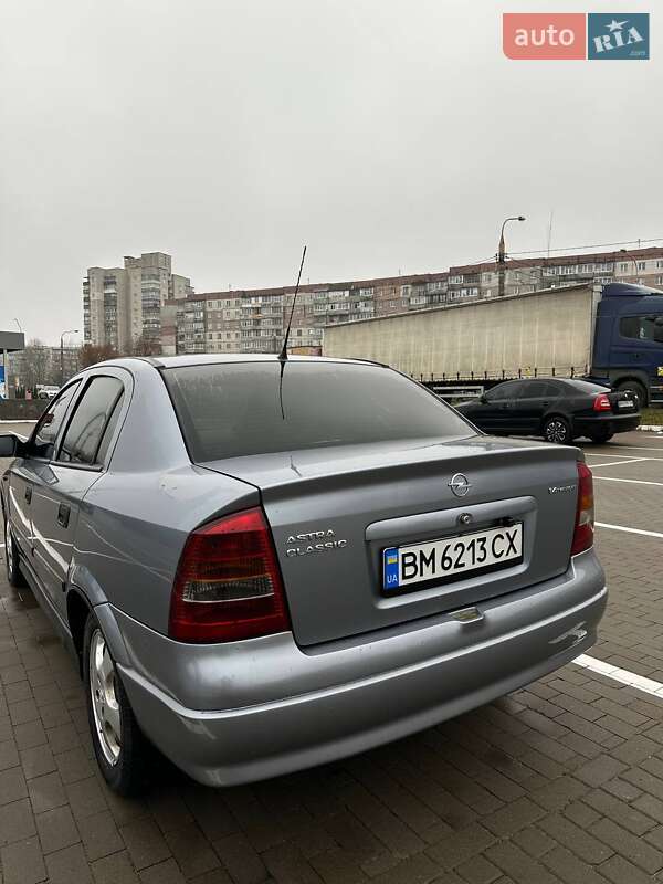 Седан Opel Astra 2006 в Сумах