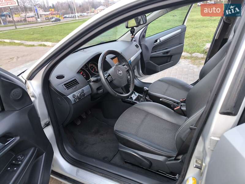 Универсал Opel Astra 2009 в Харькове