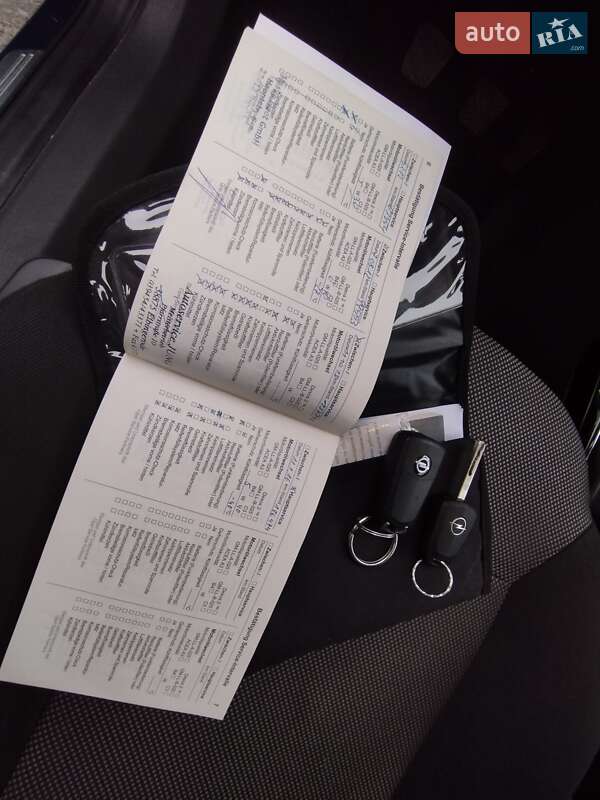 Универсал Opel Astra 2010 в Звягеле