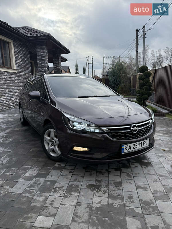 Opel Astra 2016