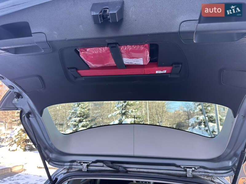 Універсал Opel Astra 2012 в Львові