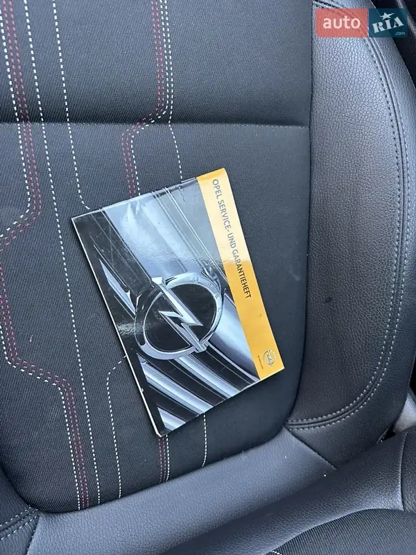 Універсал Opel Astra 2012 в Львові документ