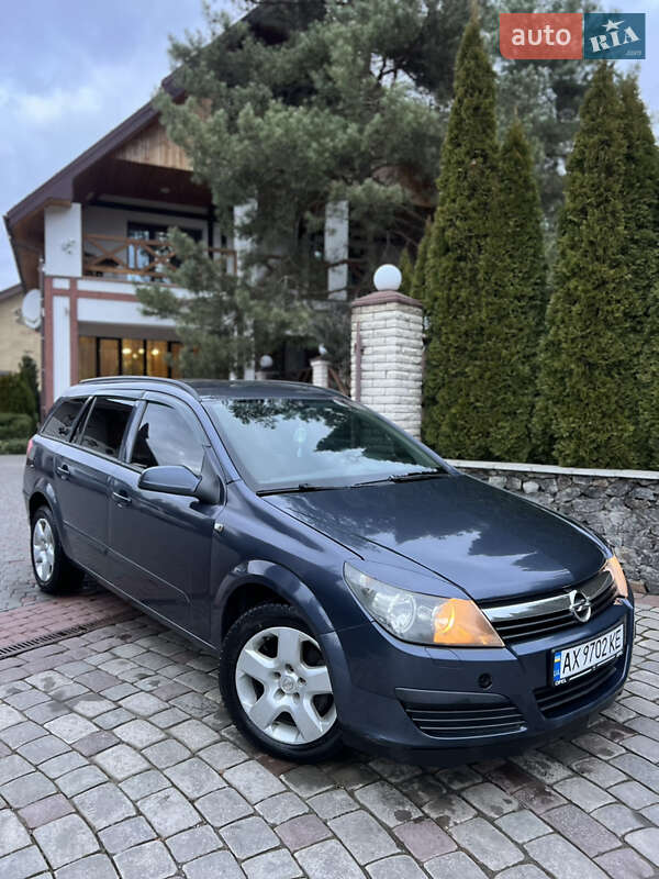 Універсал Opel Astra 2005 в Тульчині