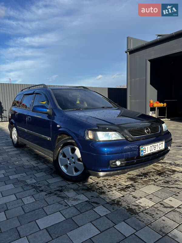 Универсал Opel Astra 2004 в Полтаве
