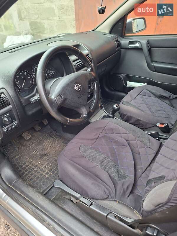 Универсал Opel Astra 2004 в Киеве