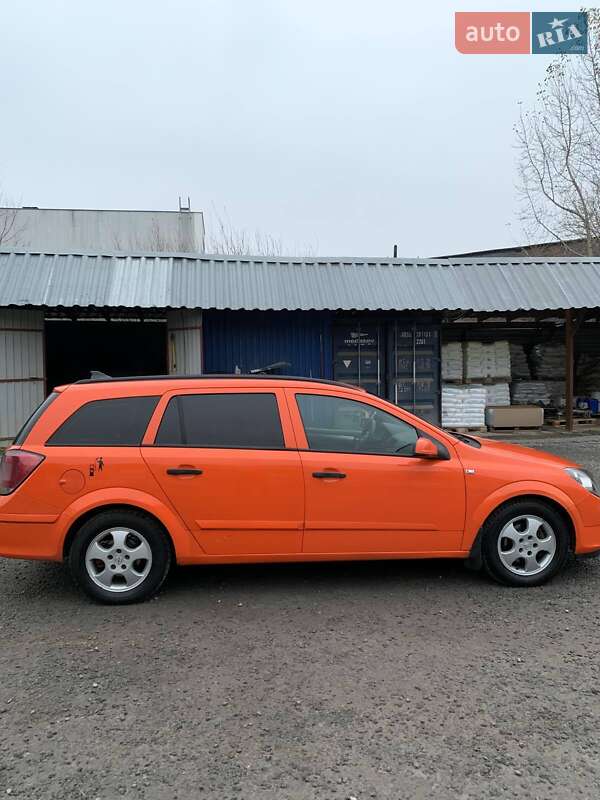 Универсал Opel Astra 2005 в Жмеринке