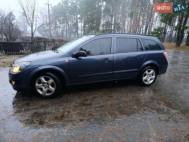 Универсал Opel Astra 2007 в Бородянке