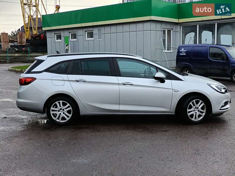 Универсал Opel Astra 2017 в Луцке