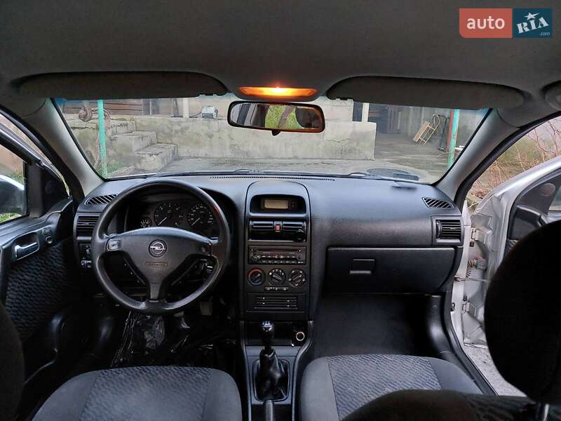 Хэтчбек Opel Astra 2001 в Сарате фото 7 Хэтчбек Opel Astra 2001 в Сарате