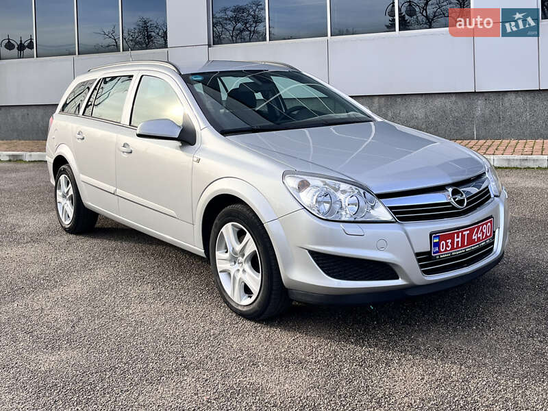 Універсал Opel Astra 2009 в Білій Церкві