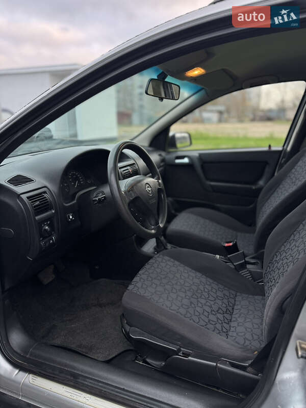 Универсал Opel Astra 2000 в Шостке