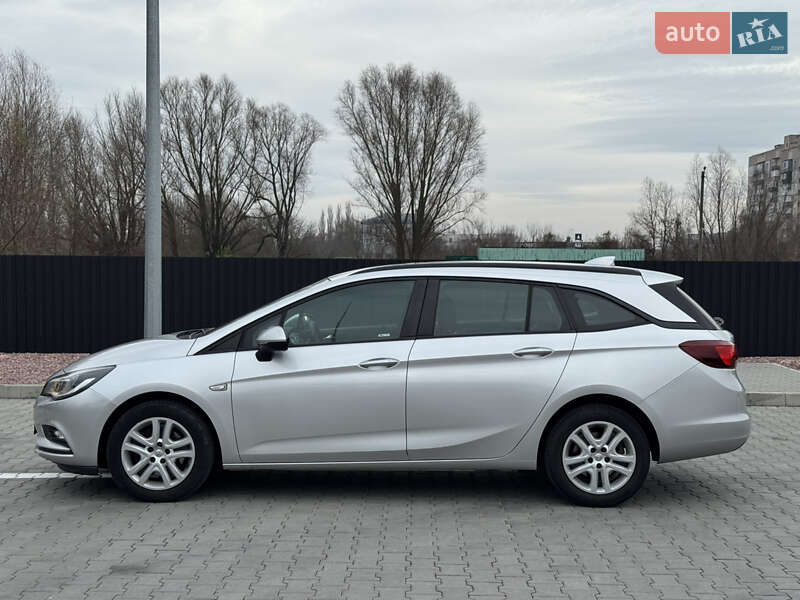 Універсал Opel Astra 2018 в Хмельницькому