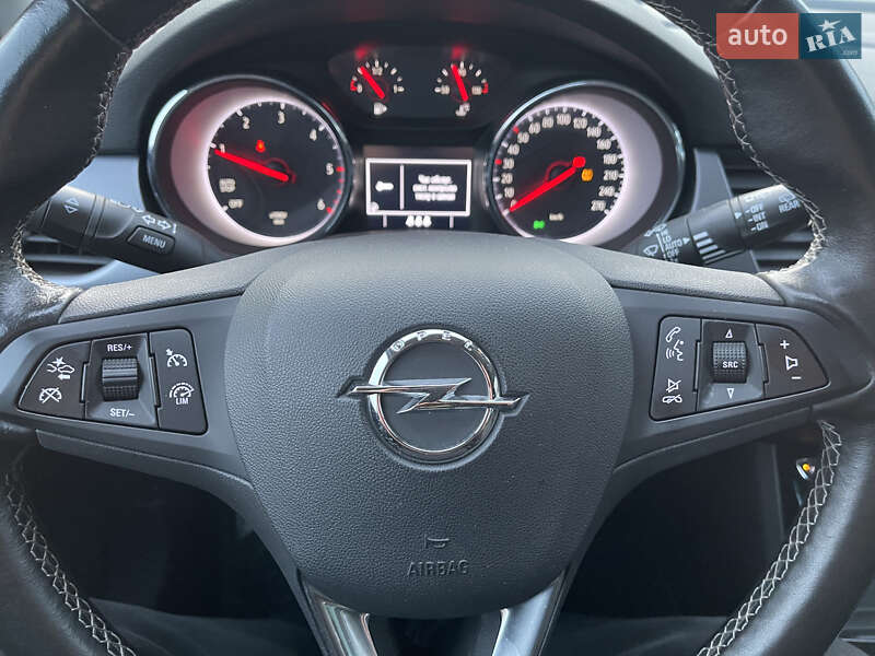 Универсал Opel Astra 2018 в Житомире