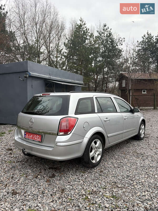 Універсал Opel Astra 2008 в Білій Церкві