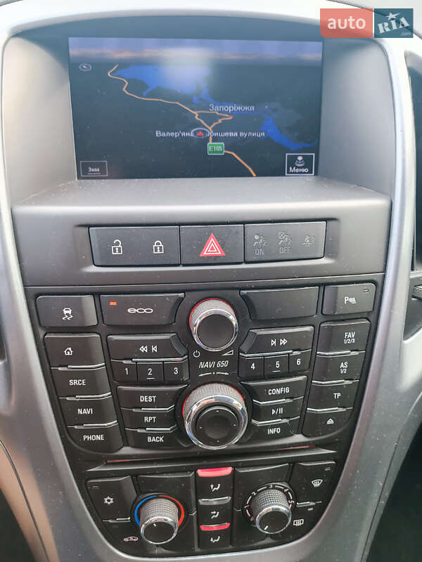 Універсал Opel Astra 2014 в Запоріжжі