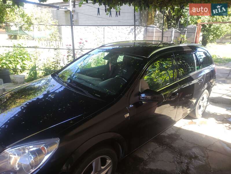 Універсал Opel Astra 2009 в Кам'янському