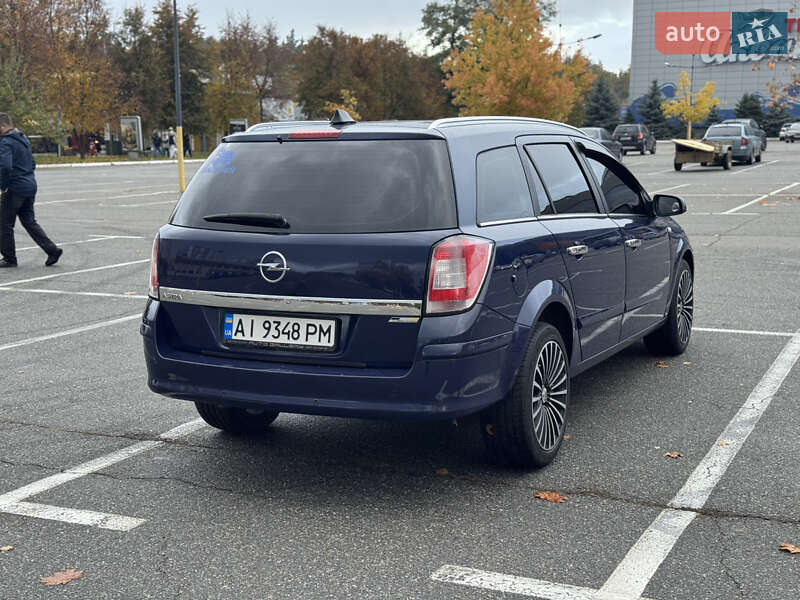 Універсал Opel Astra 2007 в Києві