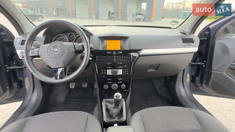 Универсал Opel Astra 2010 в Виннице фото 31 Универсал Opel Astra 2010 в Виннице