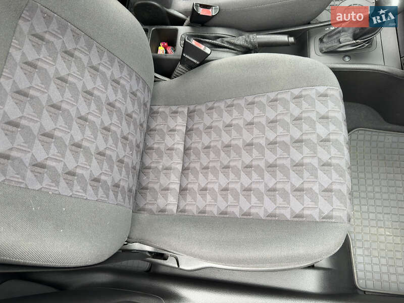 Хэтчбек Opel Astra 2004 в Киеве