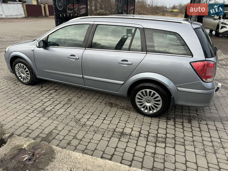 Універсал Opel Astra 2004 в Коростені