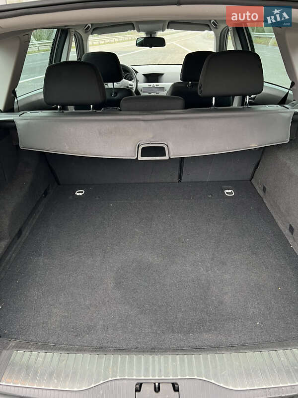 Универсал Opel Astra 2009 в Ковеле