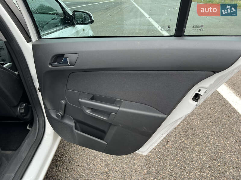 Универсал Opel Astra 2009 в Ковеле