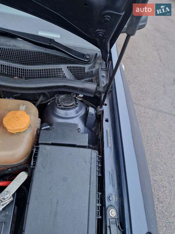 Хетчбек Opel Astra 2006 в Рівному