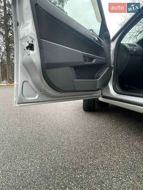 Універсал Opel Astra 2013 в Києві