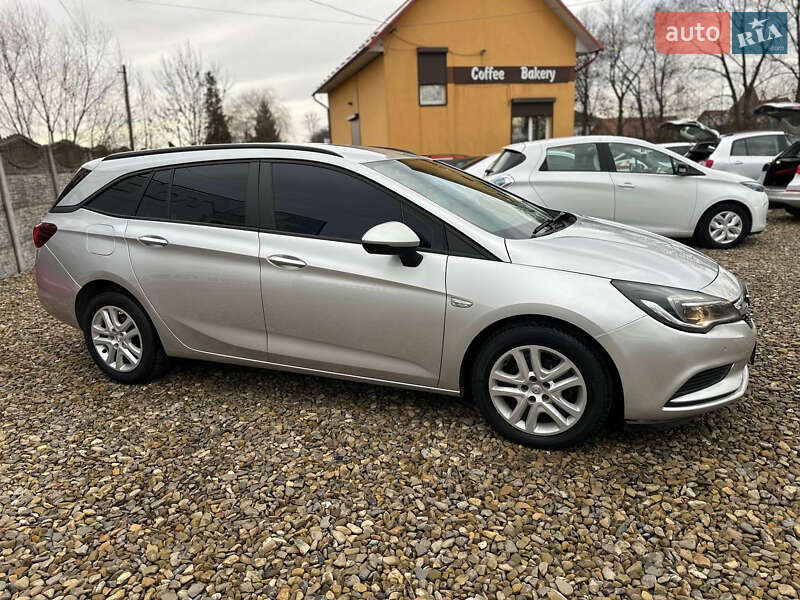 Універсал Opel Astra 2018 в Коломиї