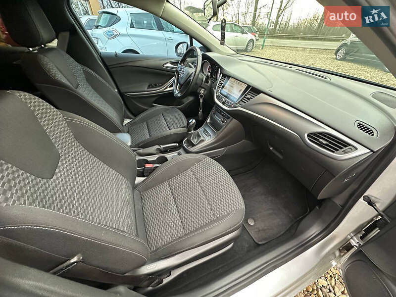 Універсал Opel Astra 2018 в Коломиї