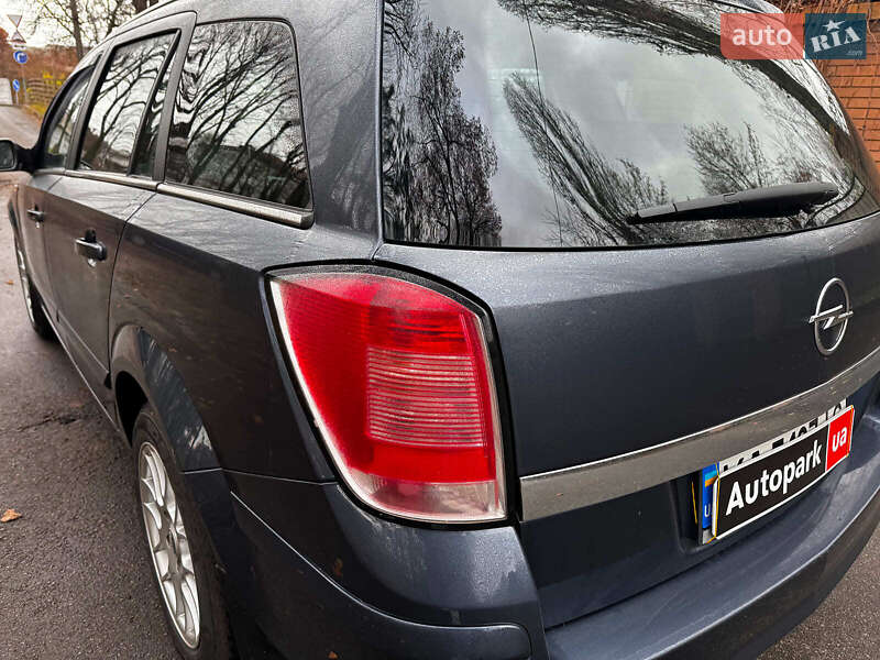 Універсал Opel Astra 2008 в Києві