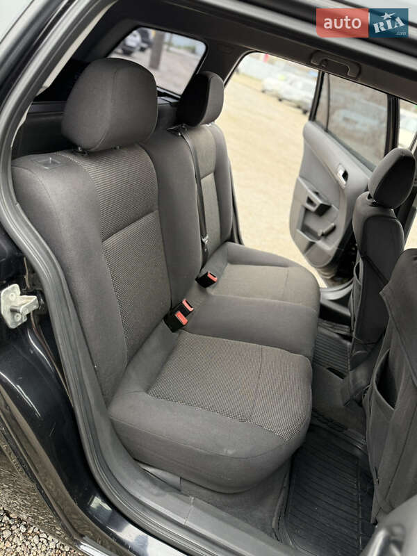 Универсал Opel Astra 2007 в Кропивницком